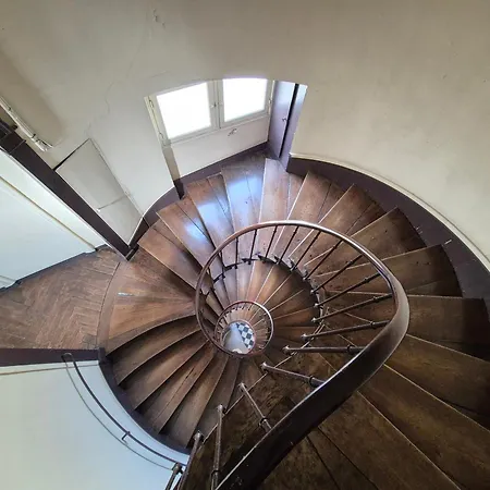 Apartment Au Coeur De Pour 10 Personnes
