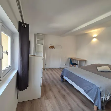 Apartment Au Coeur De Pour 10 Personnes