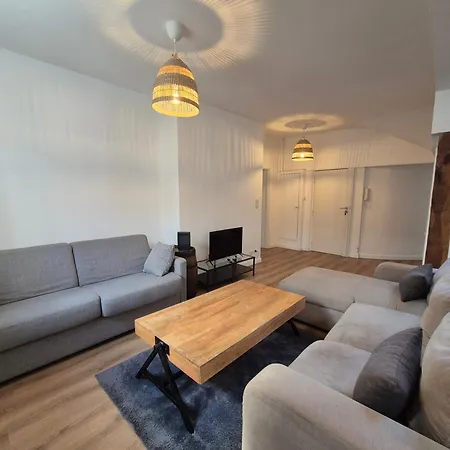 Apartment Au Coeur De Pour 10 Personnes Rouen