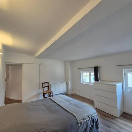 Apartment Au Coeur De Pour 10 Personnes *