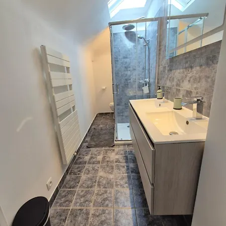 Apartment Au Coeur De Pour 10 Personnes *